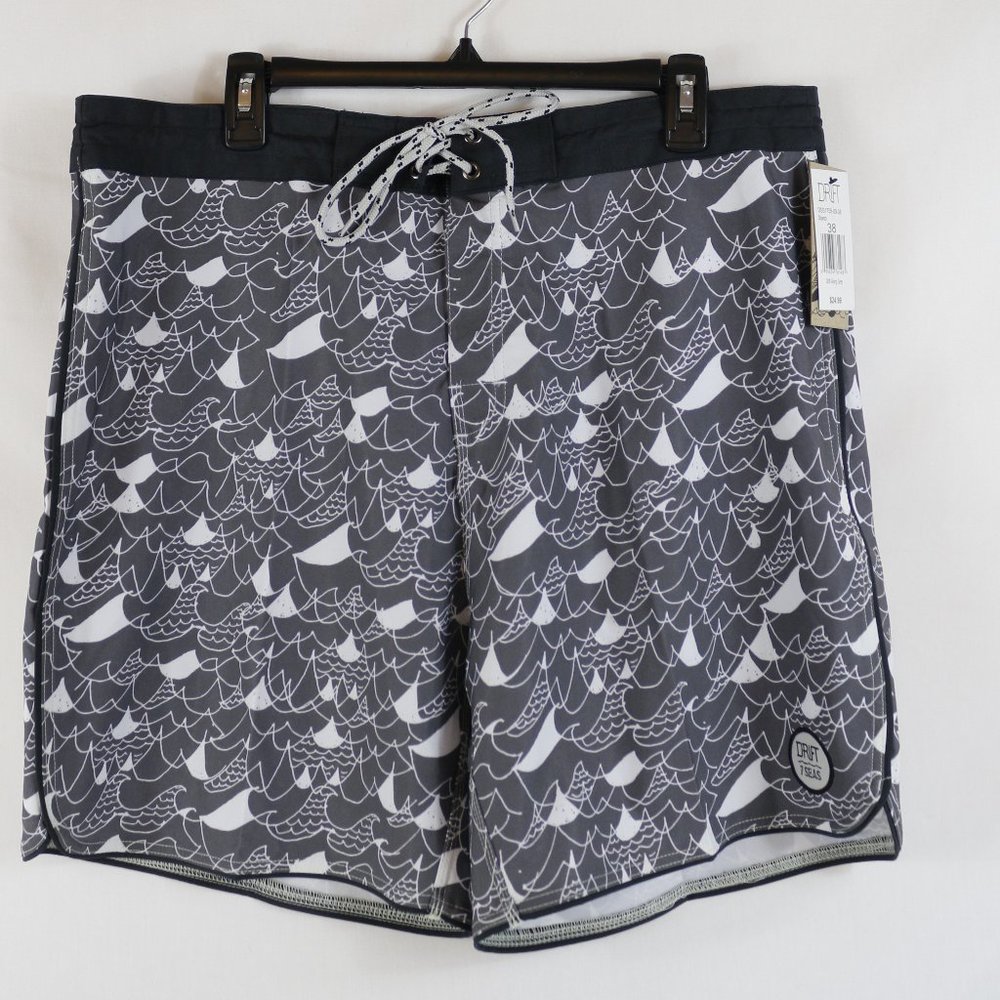 Men's Drift the 7 Seas Swim Trunks size 38
